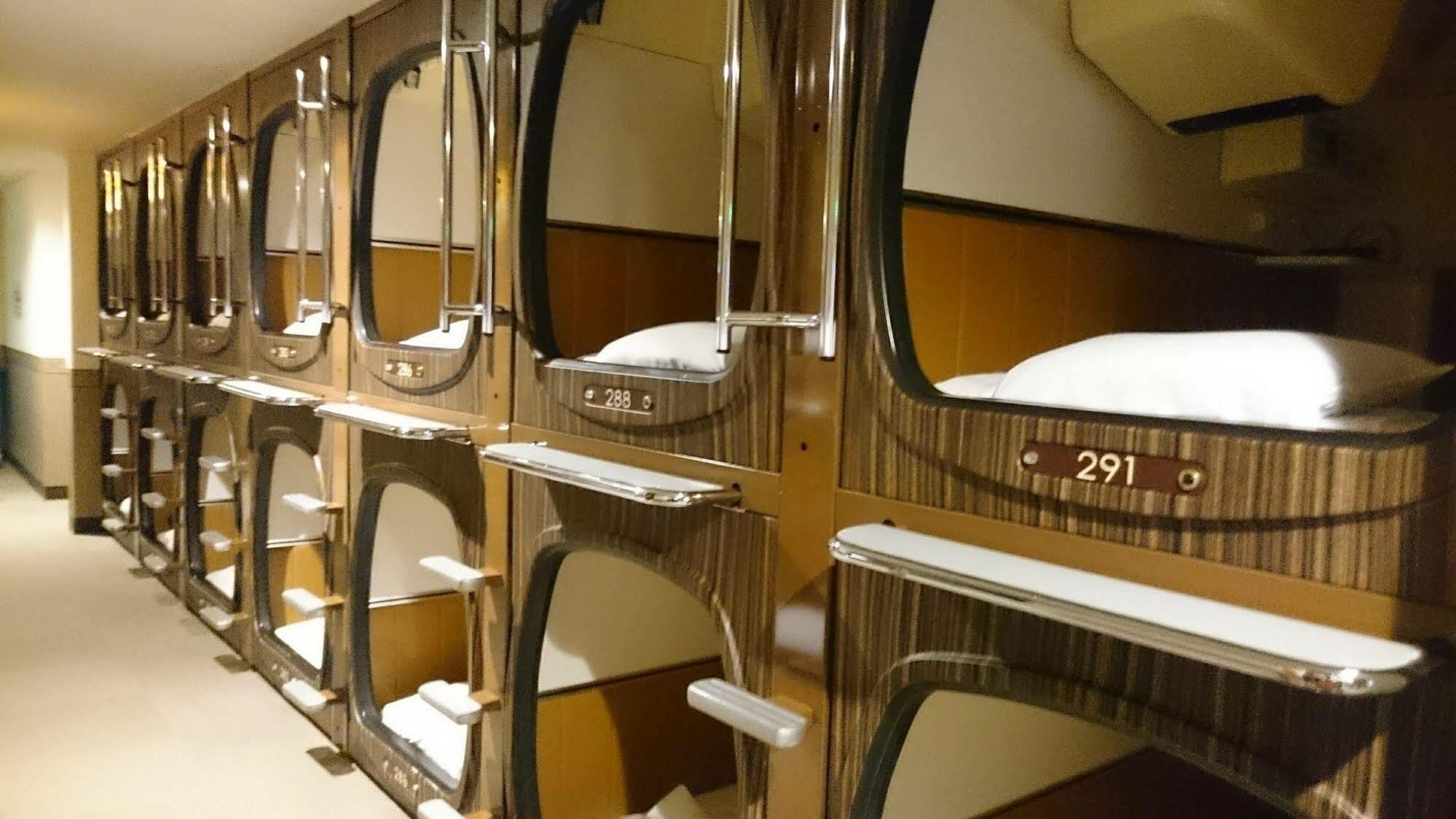 Capsule And Sauna New Japan Ex Хирошима Екстериор снимка